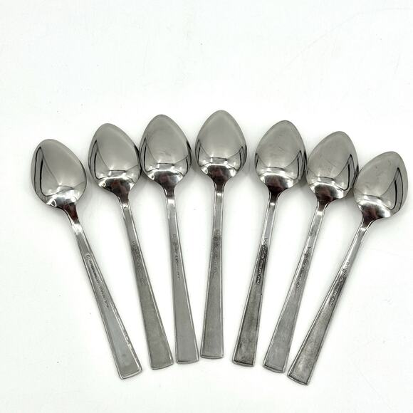 Lifetime Stainless Flatware SILVER LEAVES Japan/Korea NOS 7 Teaspoons MCM - Picture 3 of 9